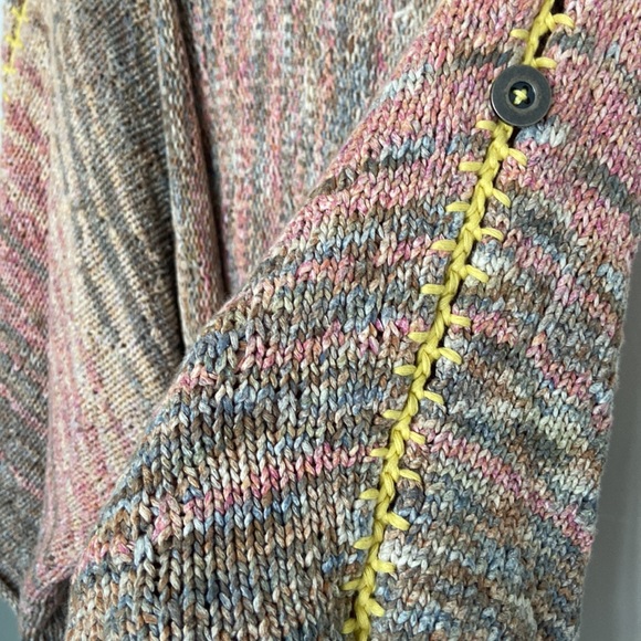 Free People Sweater as seen on JJD - Picture 2 of 3